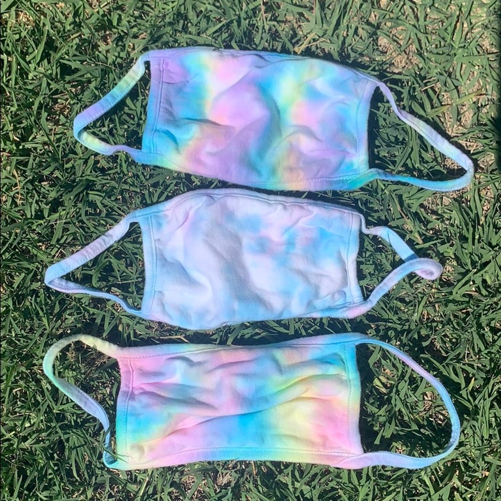 bundle for @aswu